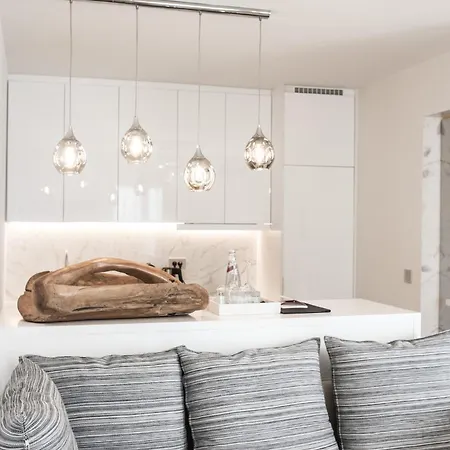 νumi Boutique * Mykonos Town